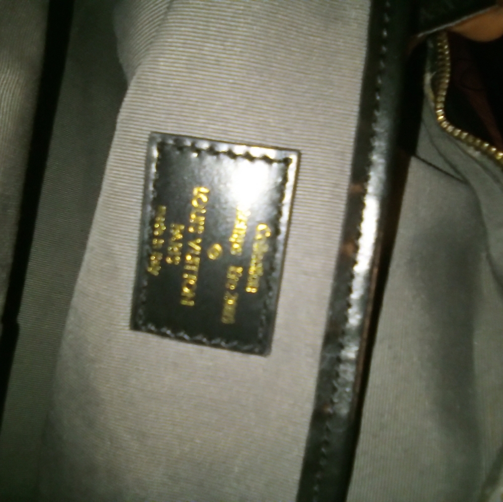 Louis Vuitton Discontinued #1: The Speedy Cube Bag - Picture 8 of 13